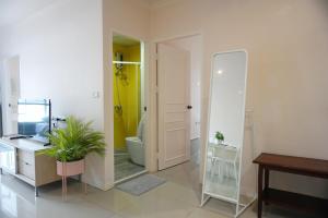 grand diamond condominium