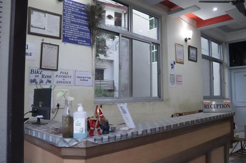 Gayatri Kunj Guest House,,2 star