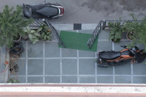 gayatri kunj guest house