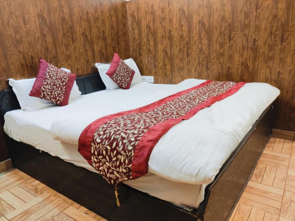 bhagirathi hotel in tapovan by perfectstyaz