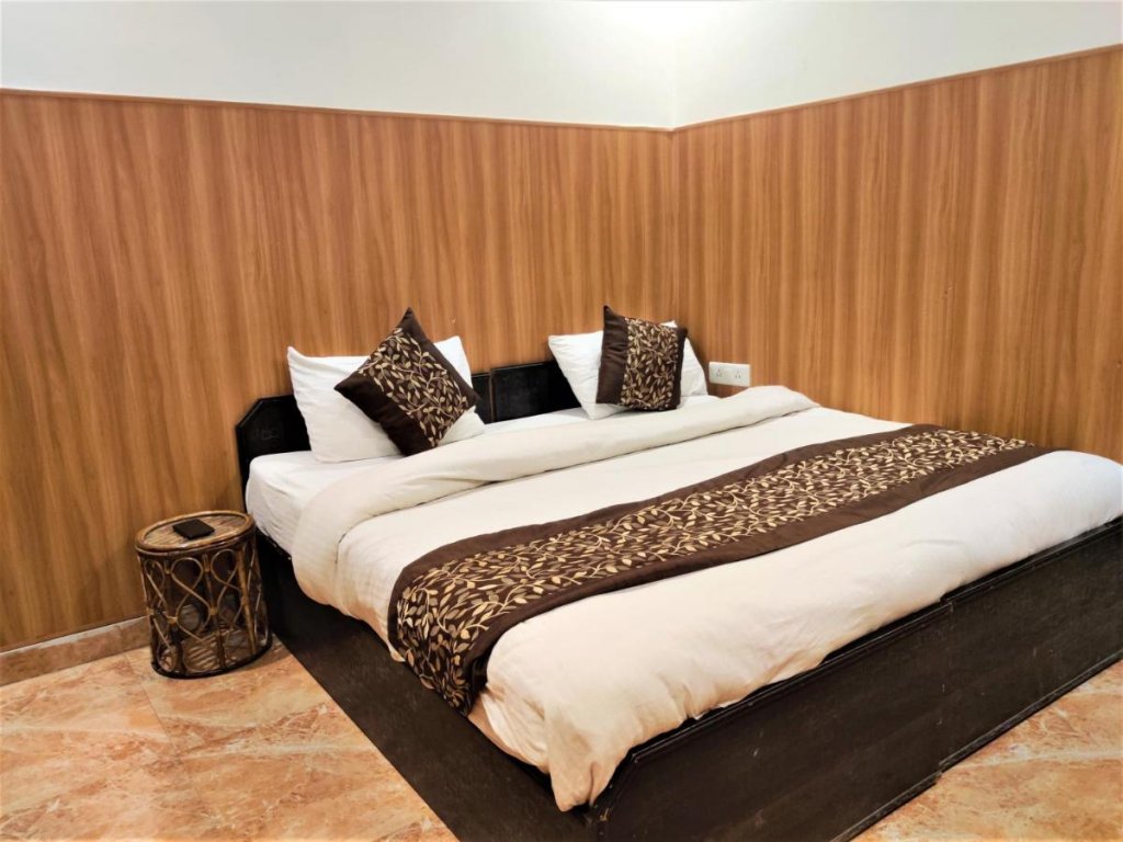 bhagirathi hotel in tapovan by perfectstyaz