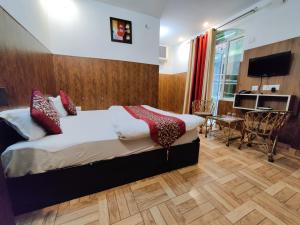 bhagirathi hotel in tapovan by perfectstyaz