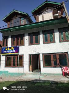raja guest house