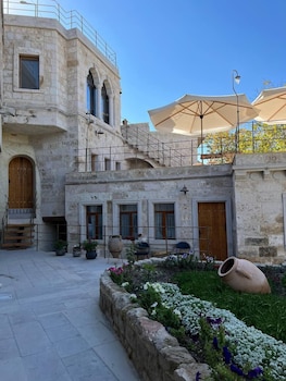 Sarnich Cave Suites,Goreme>>Cappadocia,5 star