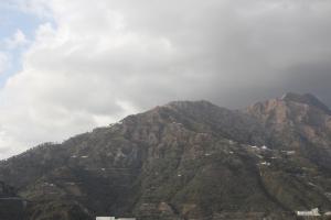 trimrooms katra railway station