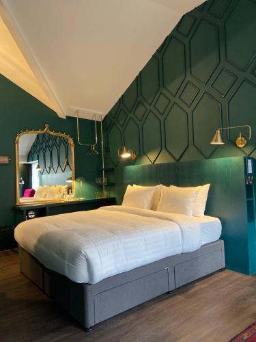 the rooms at firecastle