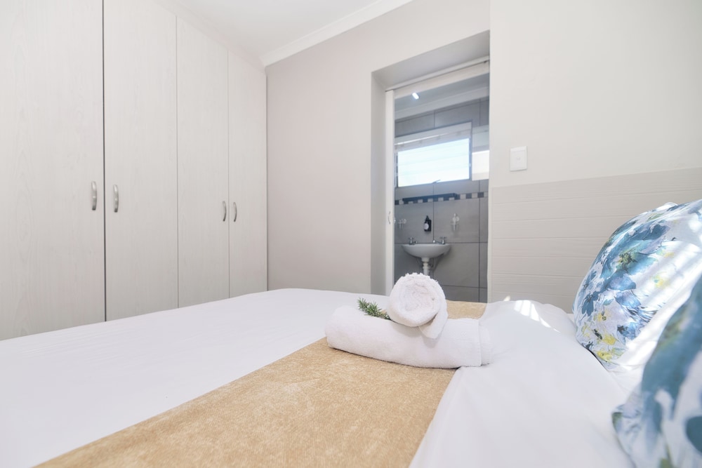 lands edge eco friendly cottages and apartments