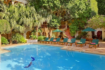 La Posada Hotel,El Trece>>Laredo,4 star