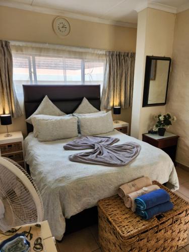 aloe self catering