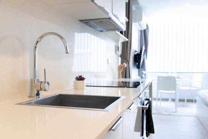 a cozy and stylish beach studio 5min walk to bondi beach
