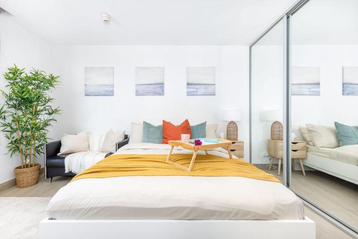 a cozy and stylish beach studio 5min walk to bondi beach