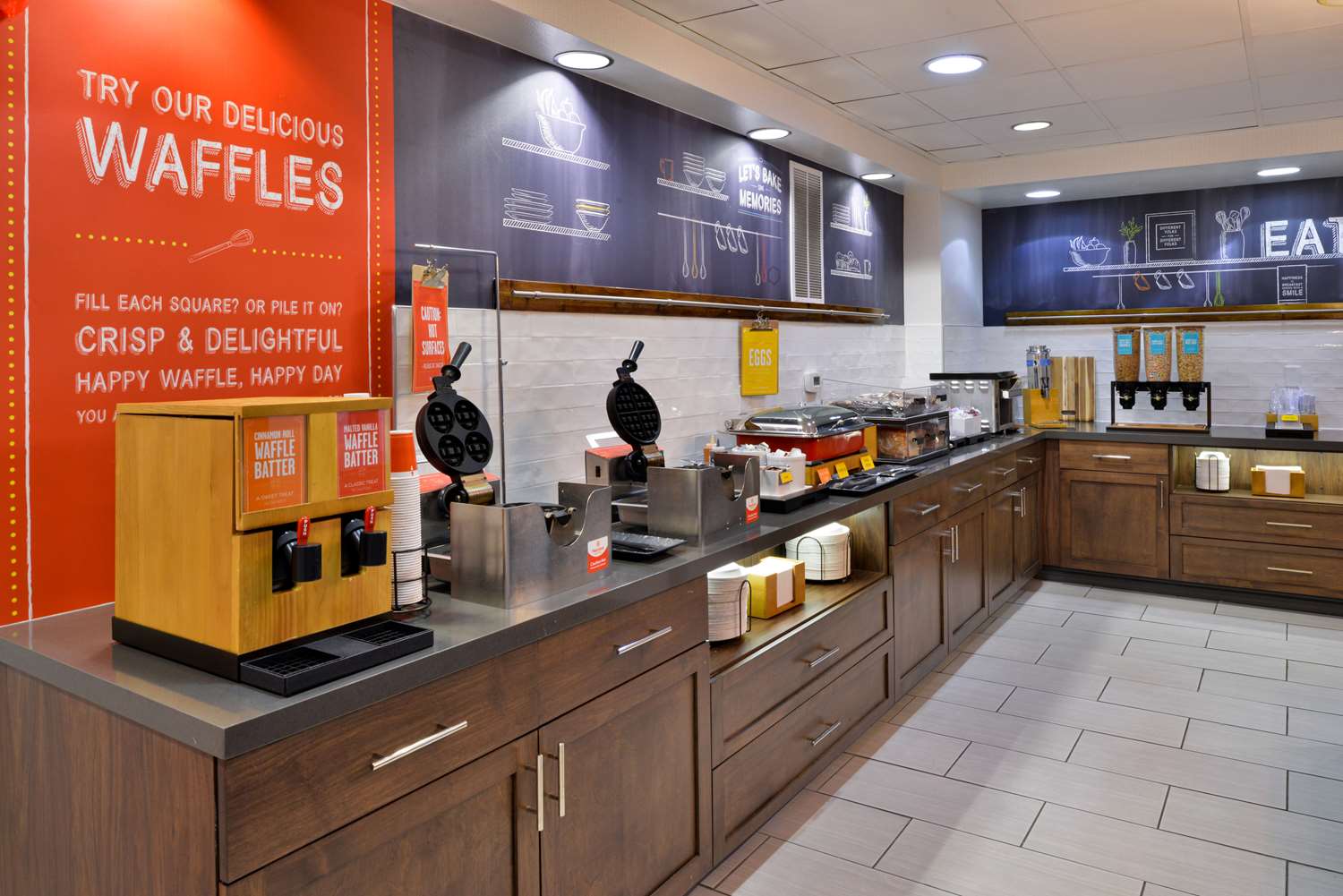 hampton inn and suites las vegas airport