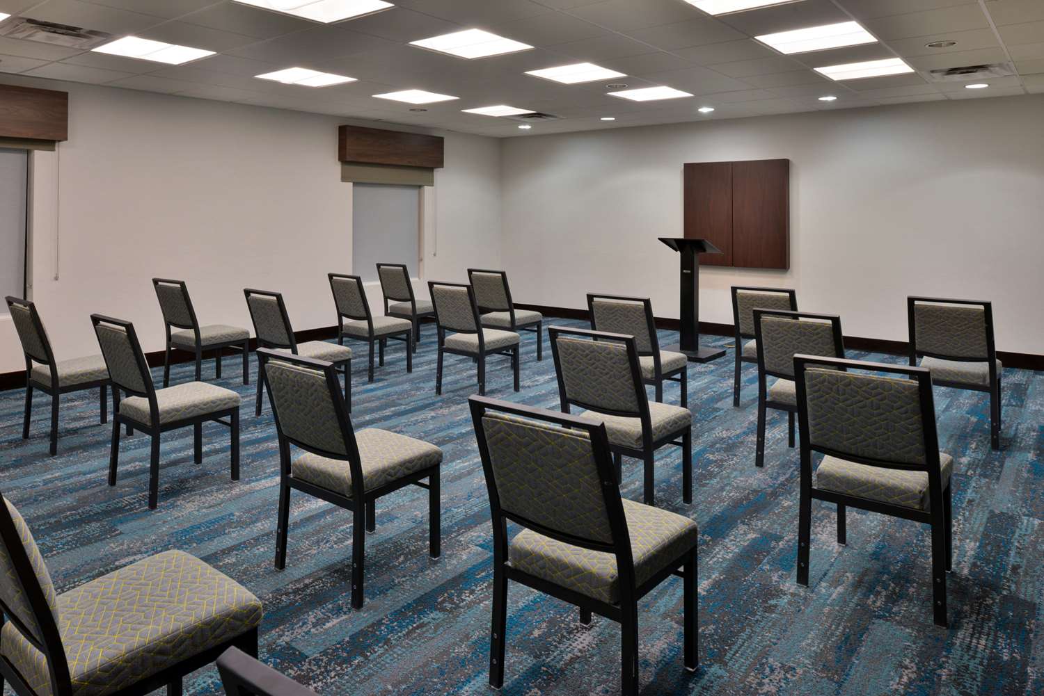 hampton inn and suites las vegas airport