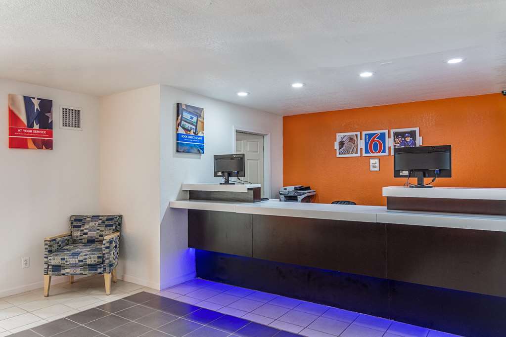 motel 6 mcalester ok