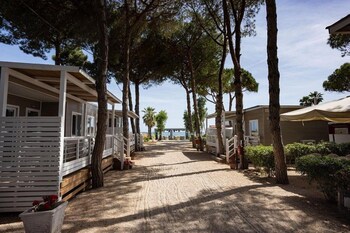 anxur village camping