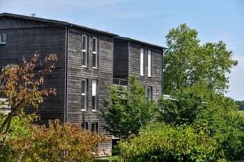 domaine de saint orens residence de vacances montreal du gers