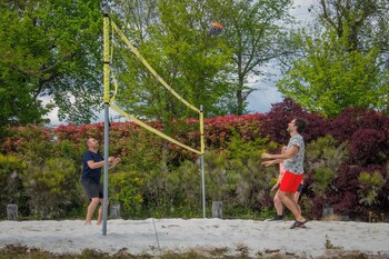 domaine de saint orens residence de vacances montreal du gers