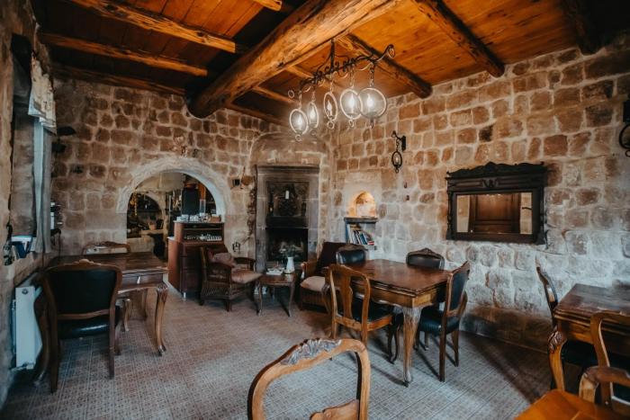meleklerevi cave hotel