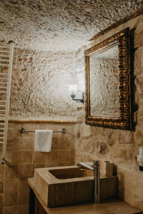 meleklerevi cave hotel