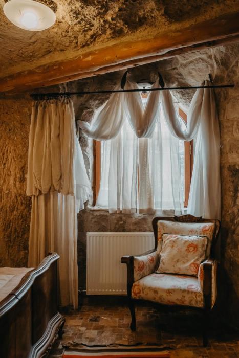 meleklerevi cave hotel