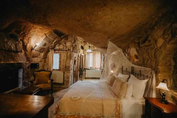 meleklerevi cave hotel