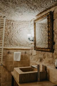meleklerevi cave hotel