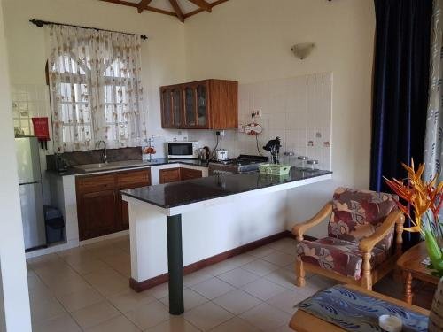 sea splash and la petite maison