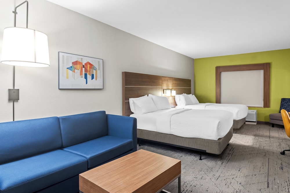 holiday inn express and suites savannah midtown by ihg