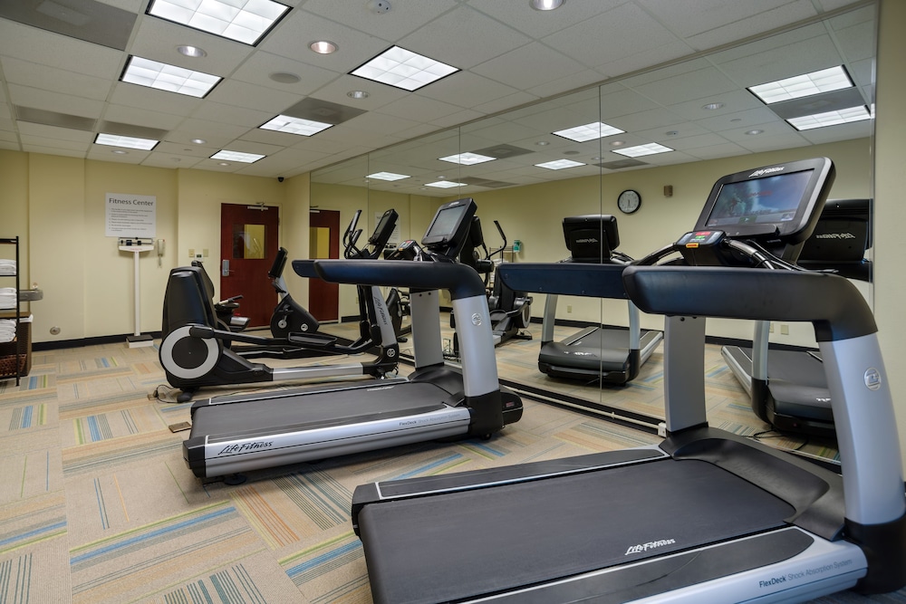 holiday inn express and suites savannah midtown by ihg