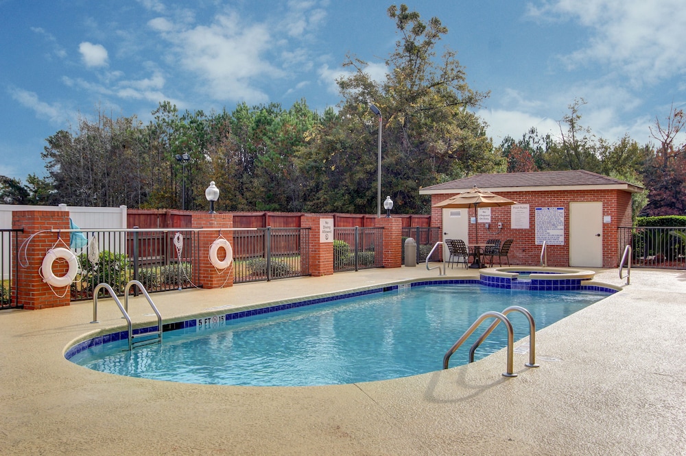 holiday inn express savannah south i 95 richmond by ihg