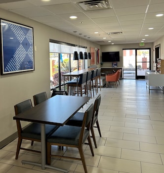 holiday inn express savannah south i 95 richmond by ihg