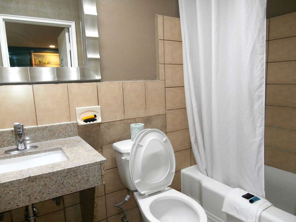 americas best value inn savannah