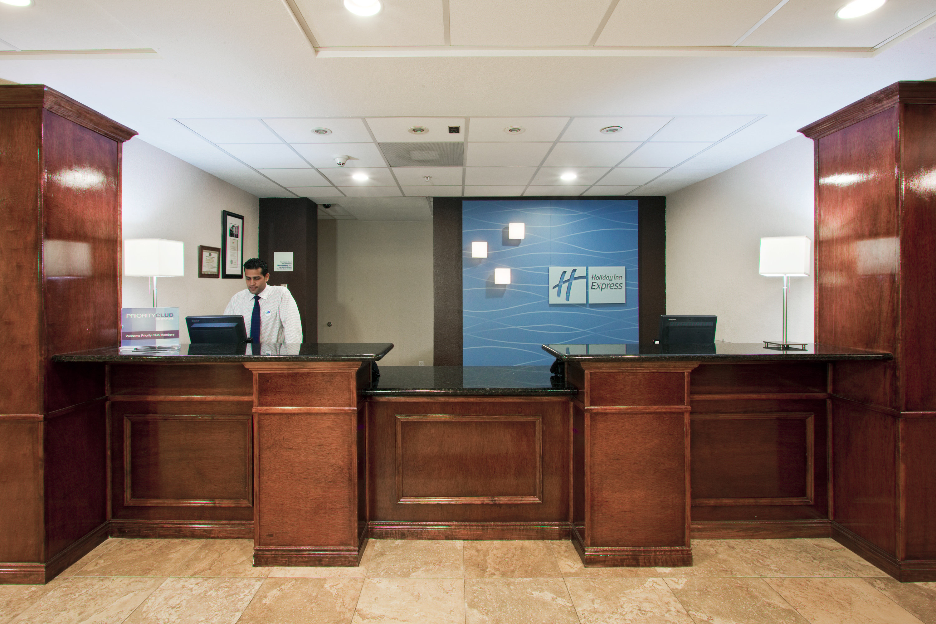 holiday inn express west palm beach metrocentre