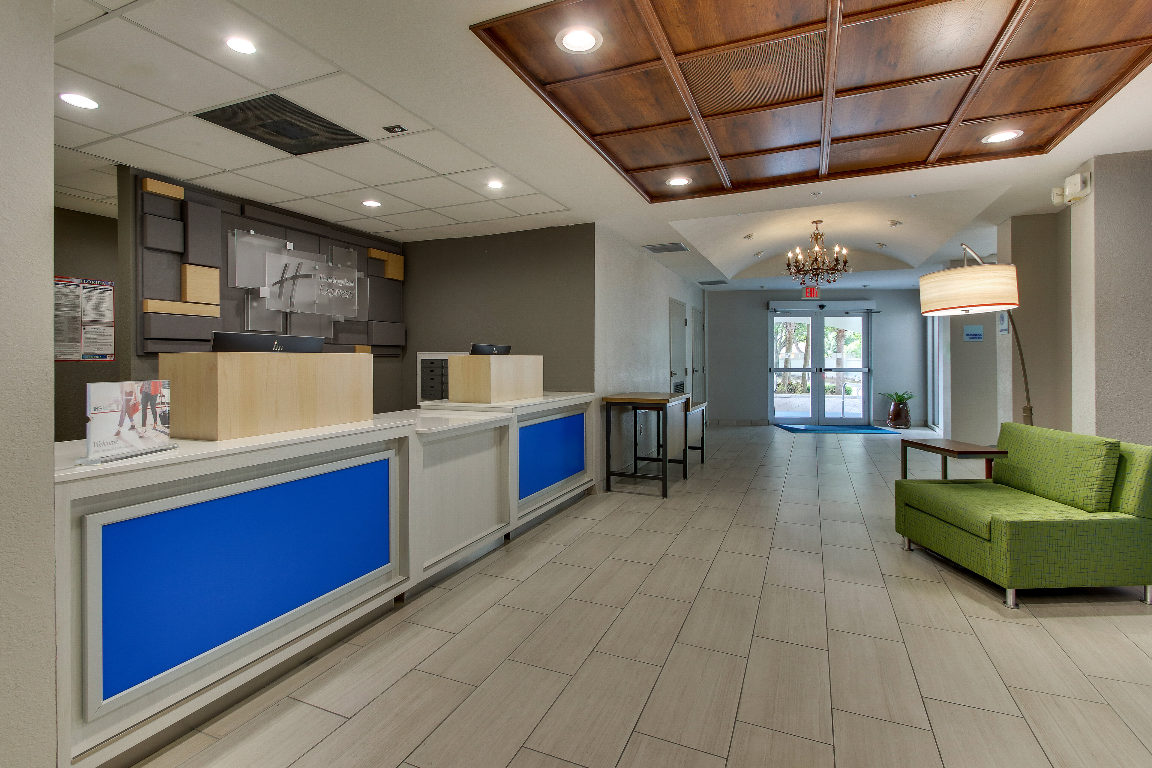 holiday inn express west palm beach metrocentre