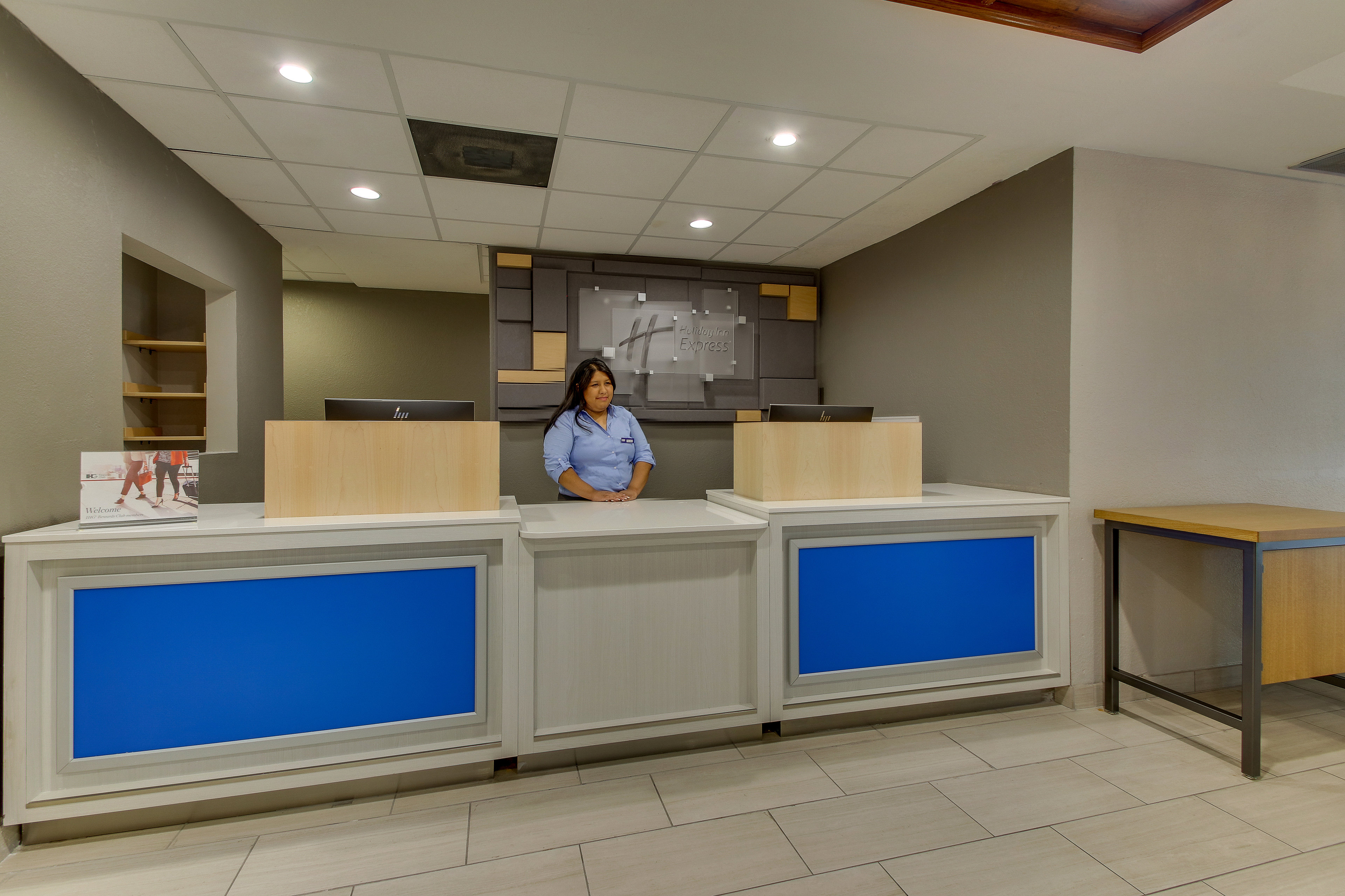 holiday inn express west palm beach metrocentre