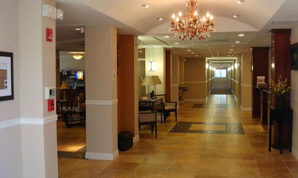 holiday inn express west palm beach metrocentre
