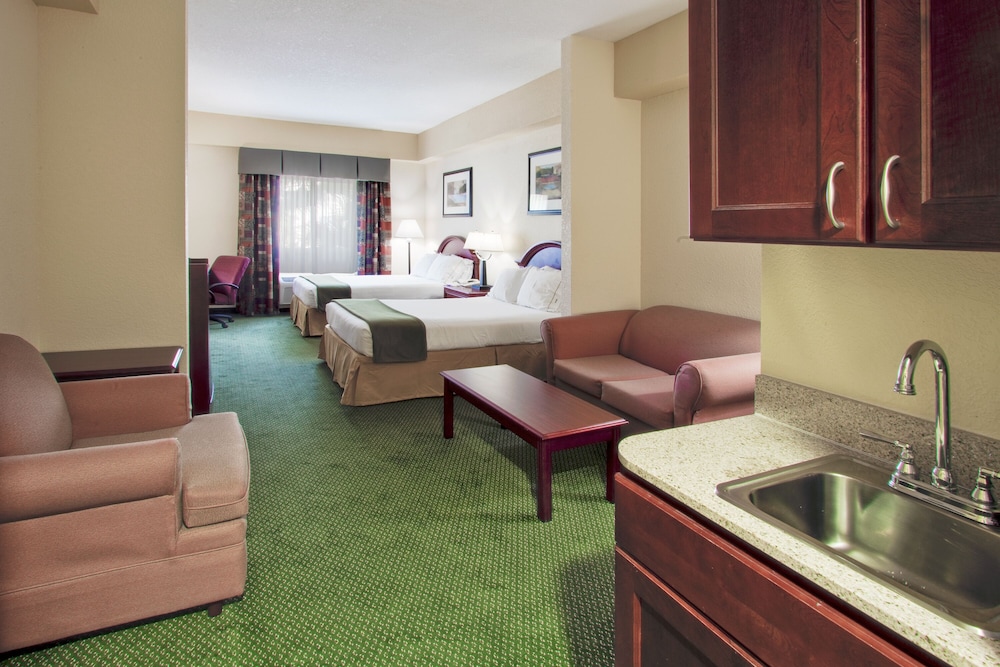 holiday inn express west palm beach metrocentre