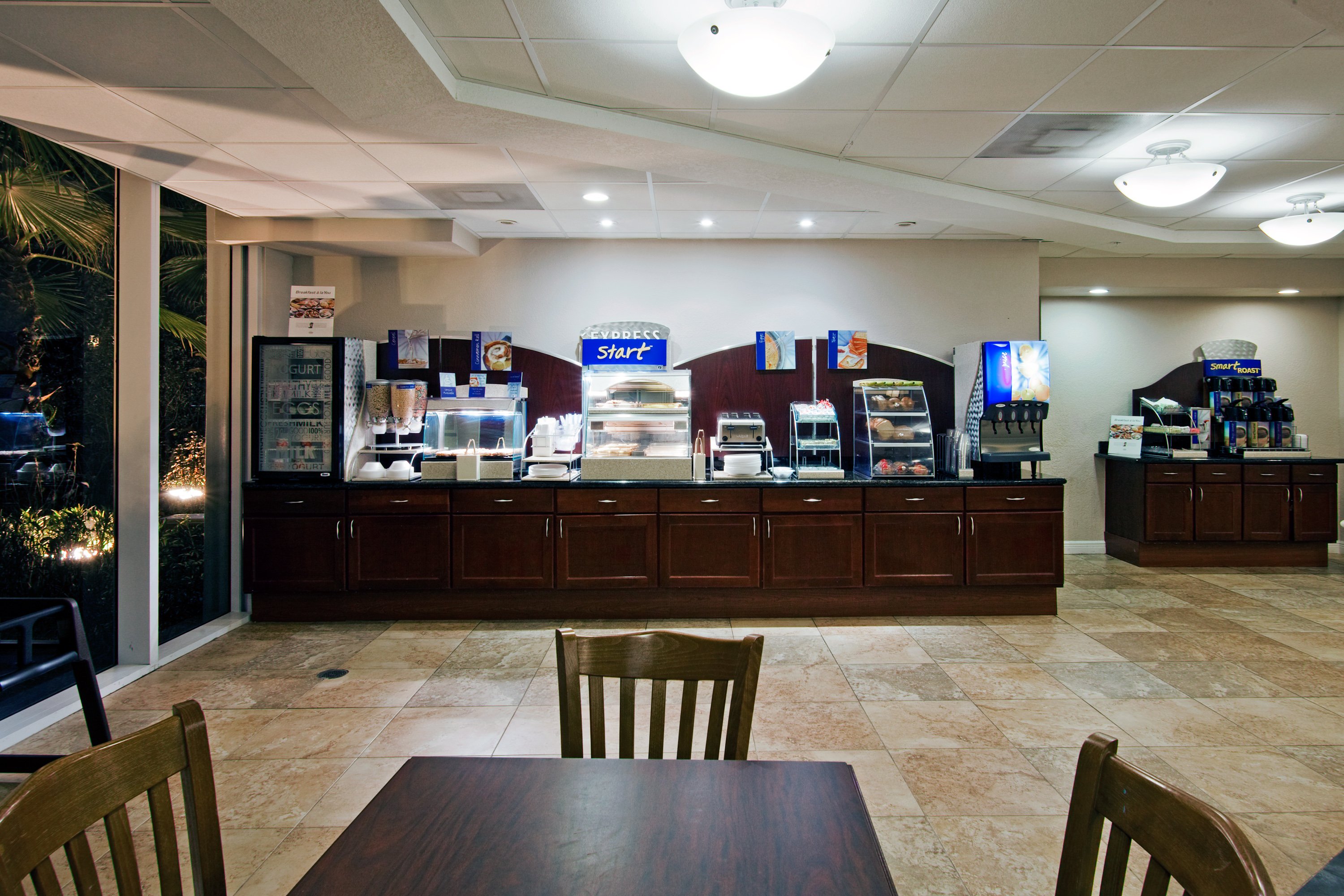 holiday inn express west palm beach metrocentre