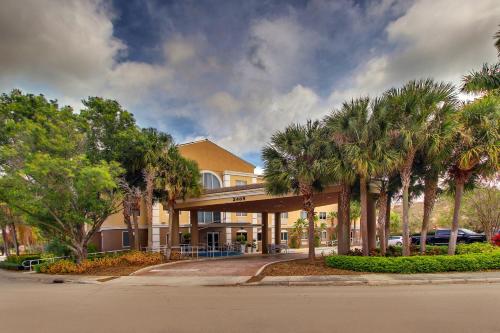 holiday inn express west palm beach metrocentre