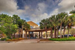 holiday inn express west palm beach metrocentre