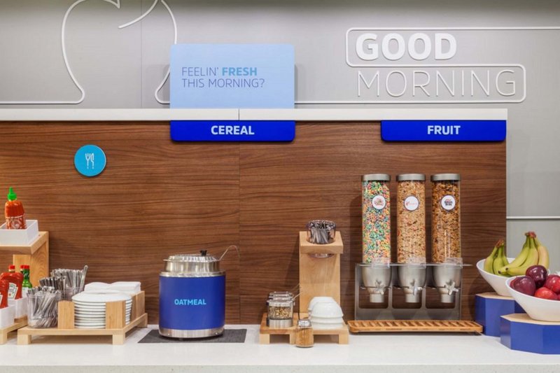 holiday inn express and suites west palm beach met