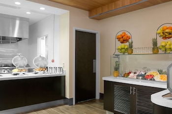 hilton garden inn new york times square central