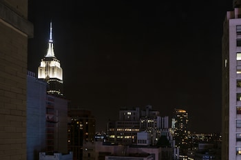 hilton garden inn new york times square central