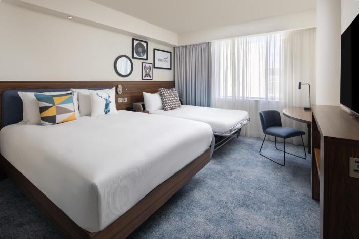 hampton by hilton london gatwick airport