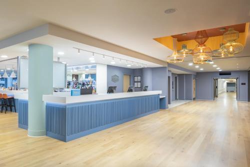 hampton by hilton london gatwick airport