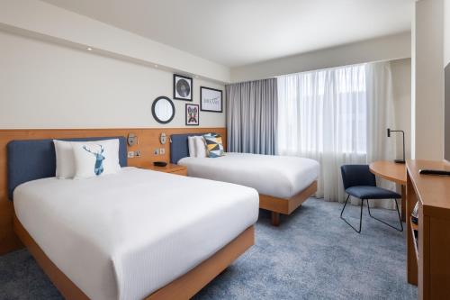 hampton by hilton london gatwick airport