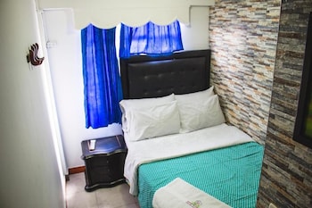hotel punto 100