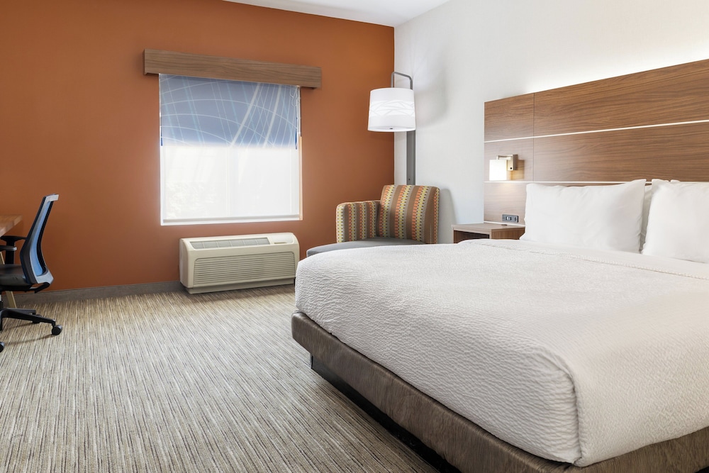 holiday inn express and suites las vegas sw spring valley