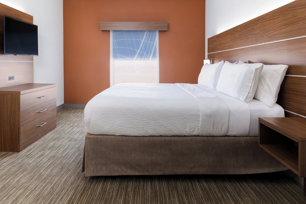 holiday inn express and suites las vegas sw spring valley