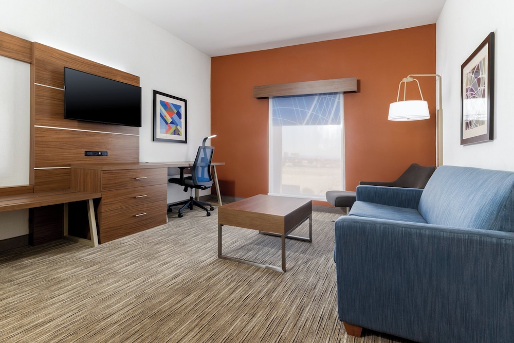holiday inn express and suites las vegas sw spring valley